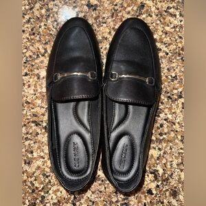 Old Navy Women’s Black Slip-On Loafers
